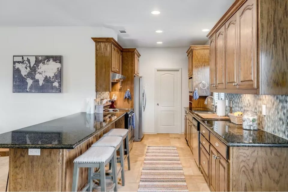 Counter space galore for snacks and meal time!