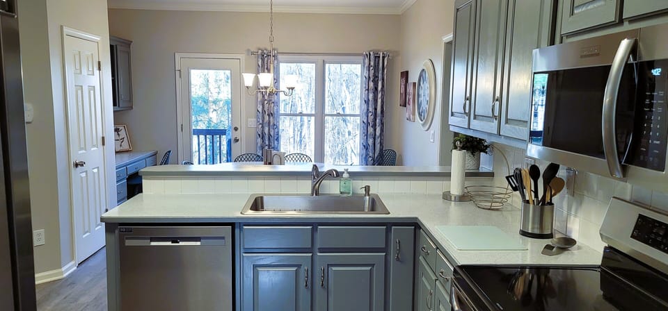 Kitchen and Breakfast nook