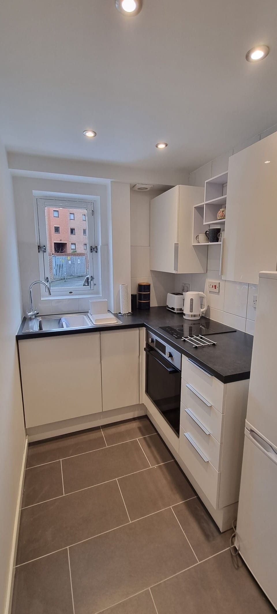 Bright, clean and modern kitchen.