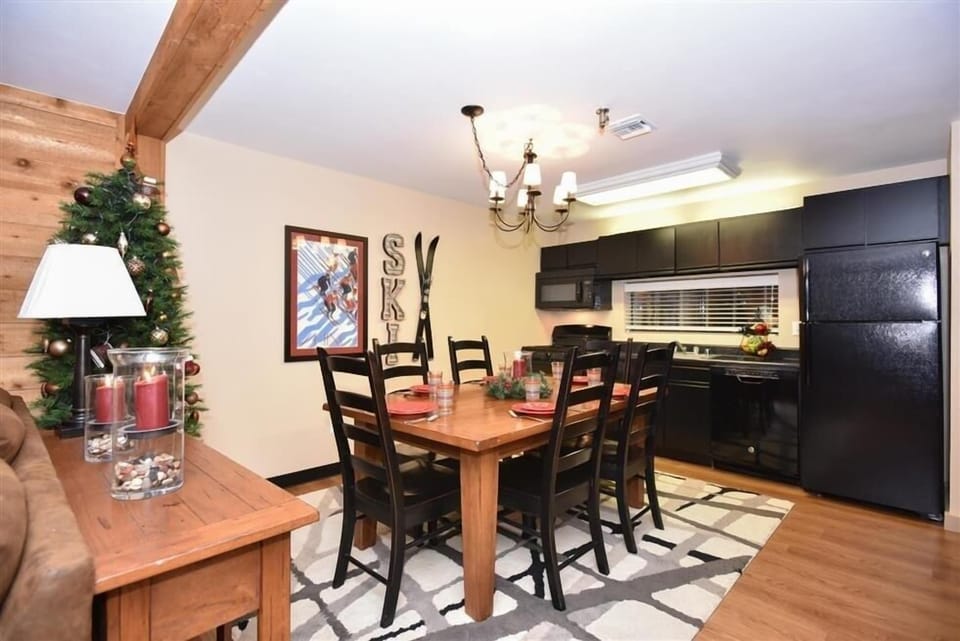 Dining Room, Dining Table, Furniture, Indoors, Table