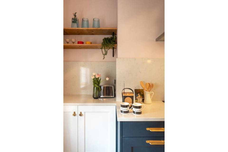 Kitchen area
