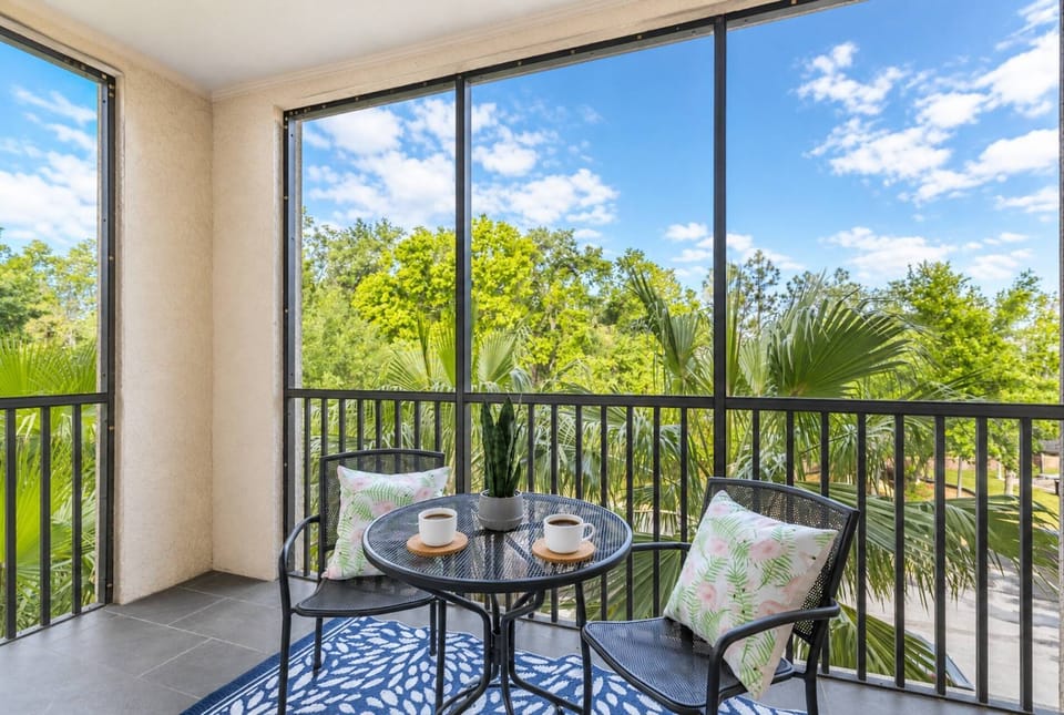 Large fully enclosed balcony