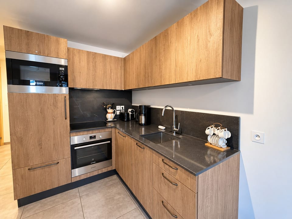 Cozy central apartment, 1 en suite bedroom, balcony, near amenities Apartment in Les Gets