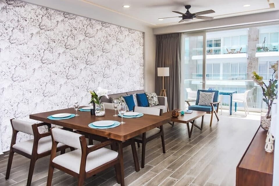 Dining & Living Area