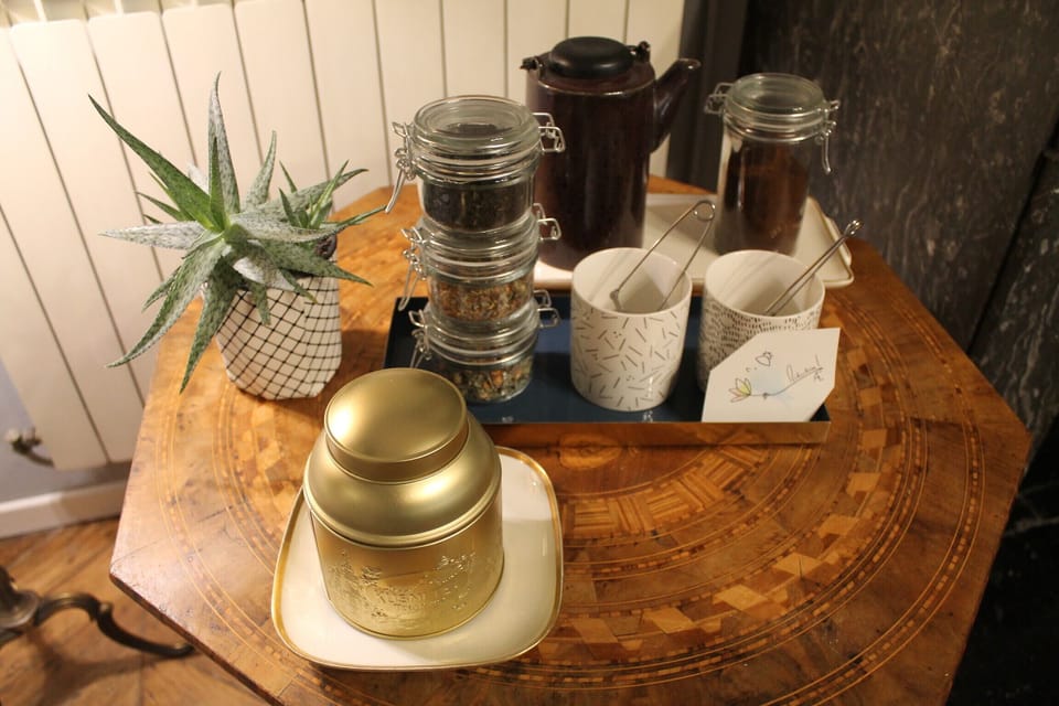 tea and coffee maker