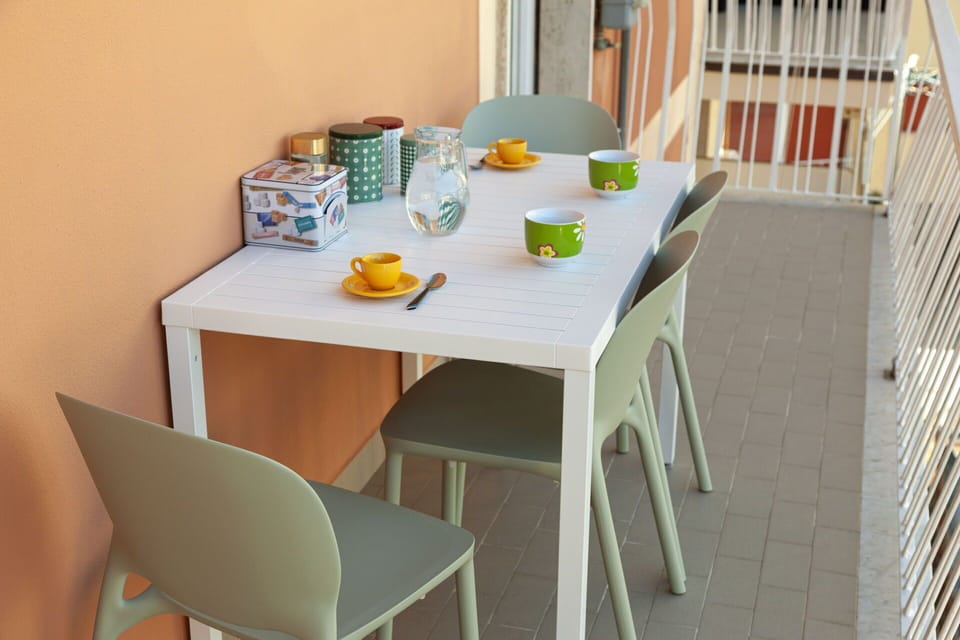 Balcony / Terrace / Patio