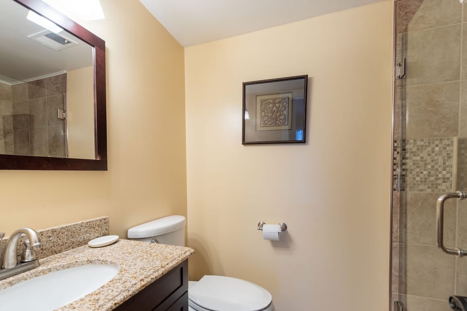 Sink, Sink Faucet, Bathroom, Indoors, Toilet