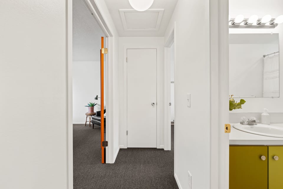Hallway both bedrooms are off of. 
