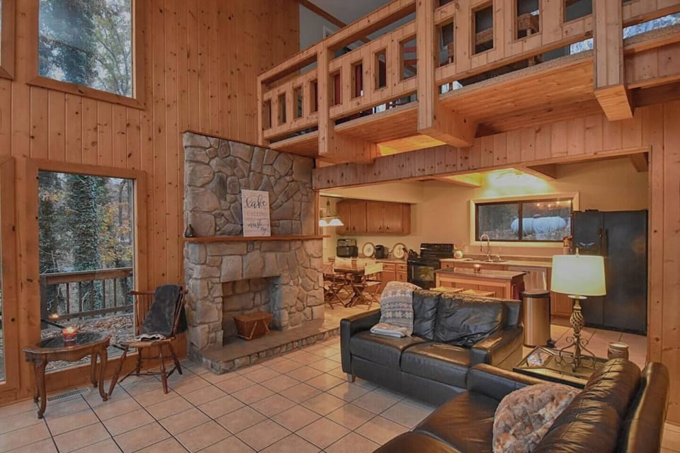 Living & Loft area open