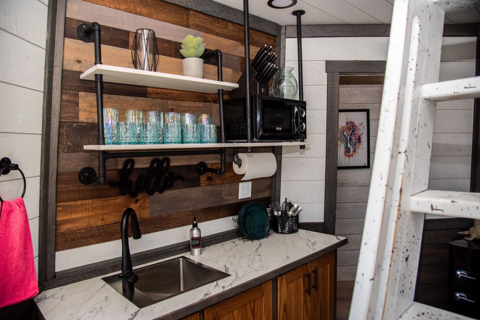 Kitchenette 