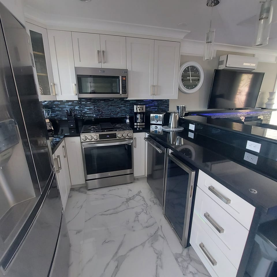 Kitchen Photo 