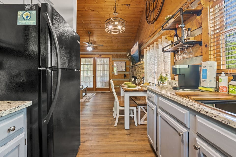 58b3685c-3b81-49cf-bcbd-1241e9d31722