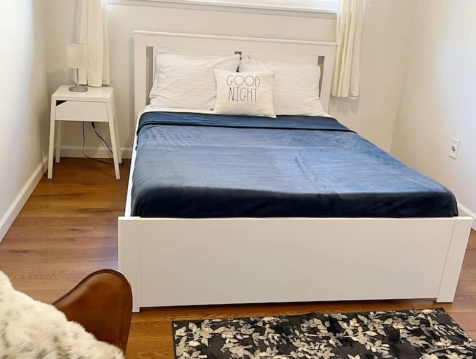 Ideal for couples, kids, or solo travelers. Simple, cozy, and inviting.