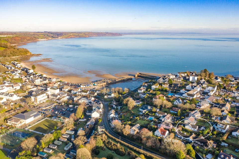 Saundersfoot Cottage, Sea Views