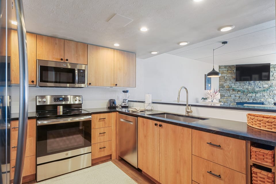 Indoors, Kitchen, Appliance, Microwave, Oven