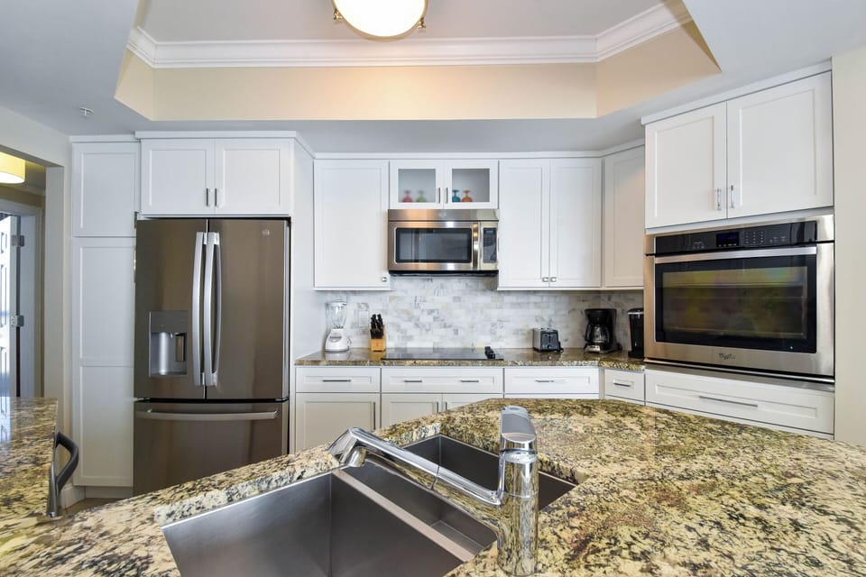 Silver Beach Towers West 1004- Fully Equipped Kitchen