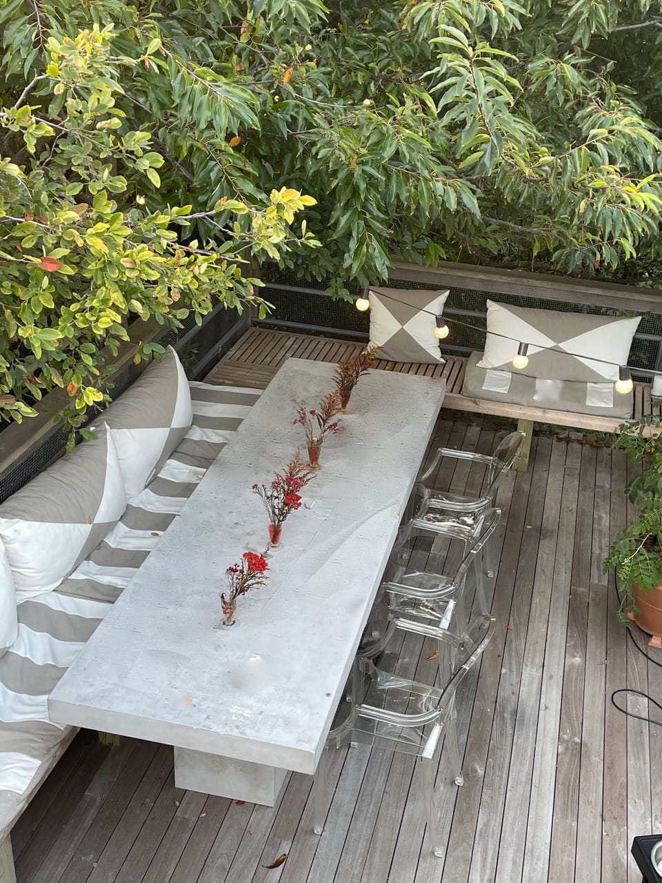 Outdoor dining