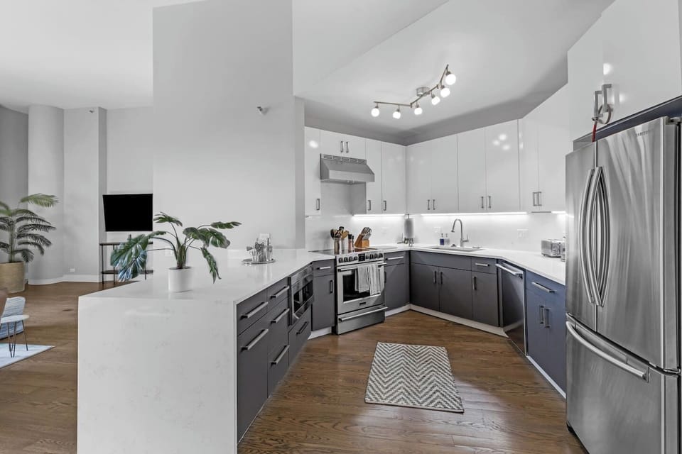 Food, family, and memories with our fully equipped kitchen.