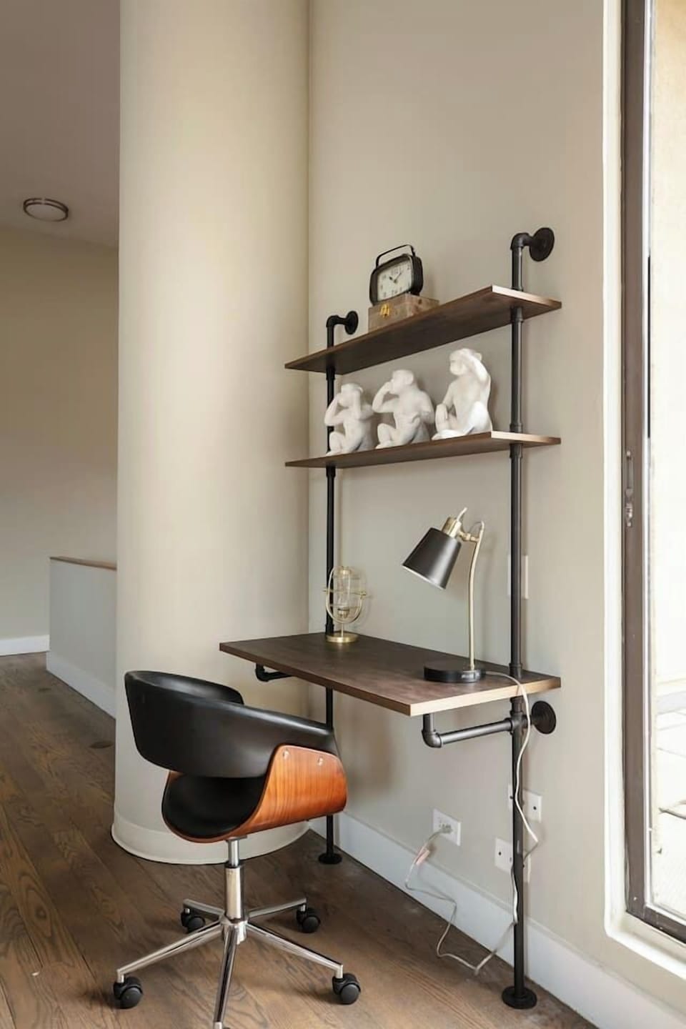 Dedicated workspace with a stunning view!