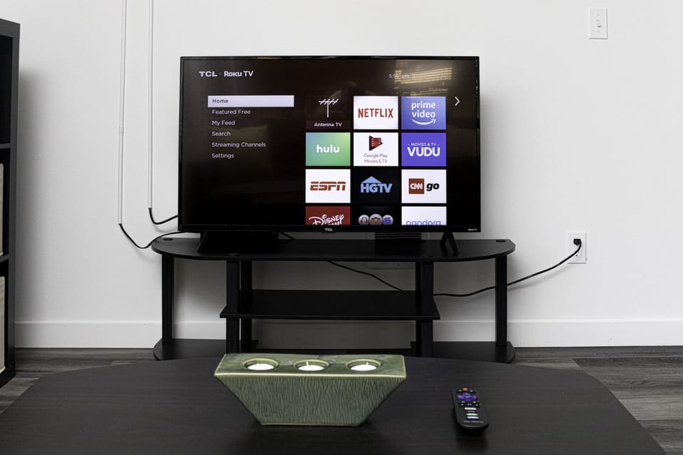 Apt 101  TV