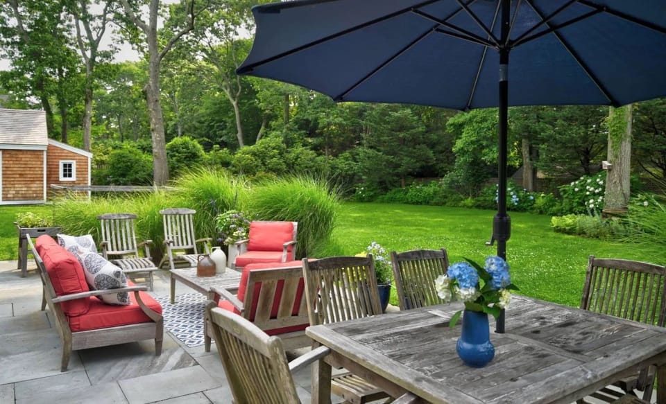 Bluestone patio furnished. Please cover or bring cushions into basement or barn.