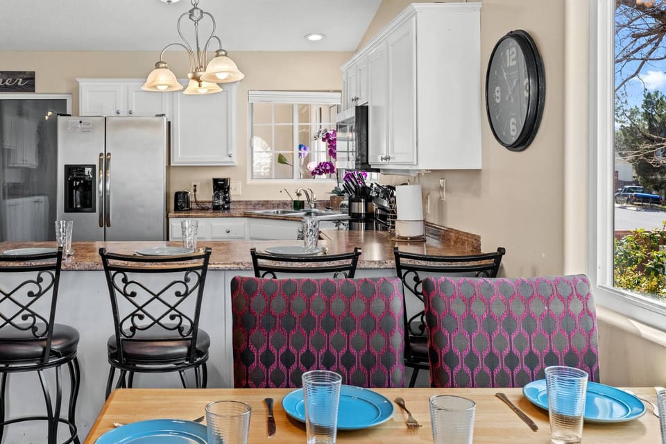 The kitchen has everything you need to enjoy a homemade meal after a day of fun in the sun
