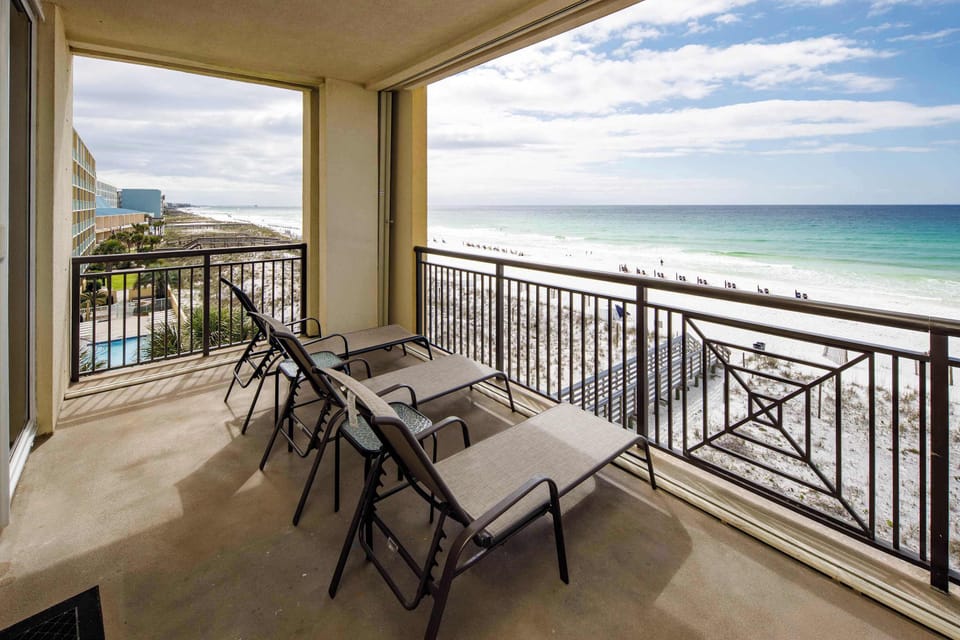Private balcony with large outdoor dining table