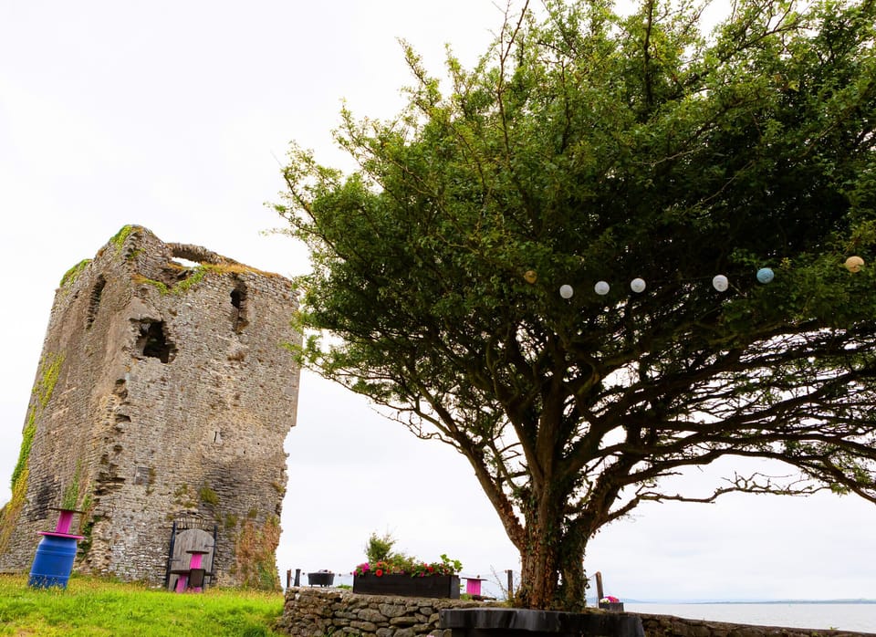 Shannon Castle Holiday Cottages Type A , Riverside Holiday Accommodation Available in Ballysteem, County Limerick