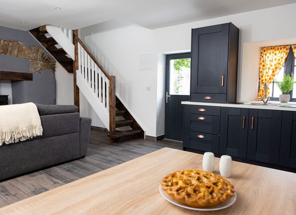 Shannon Castle Holiday Cottages Type B , Riverside Holiday Accommodation Available in Ballysteem, County Limerick