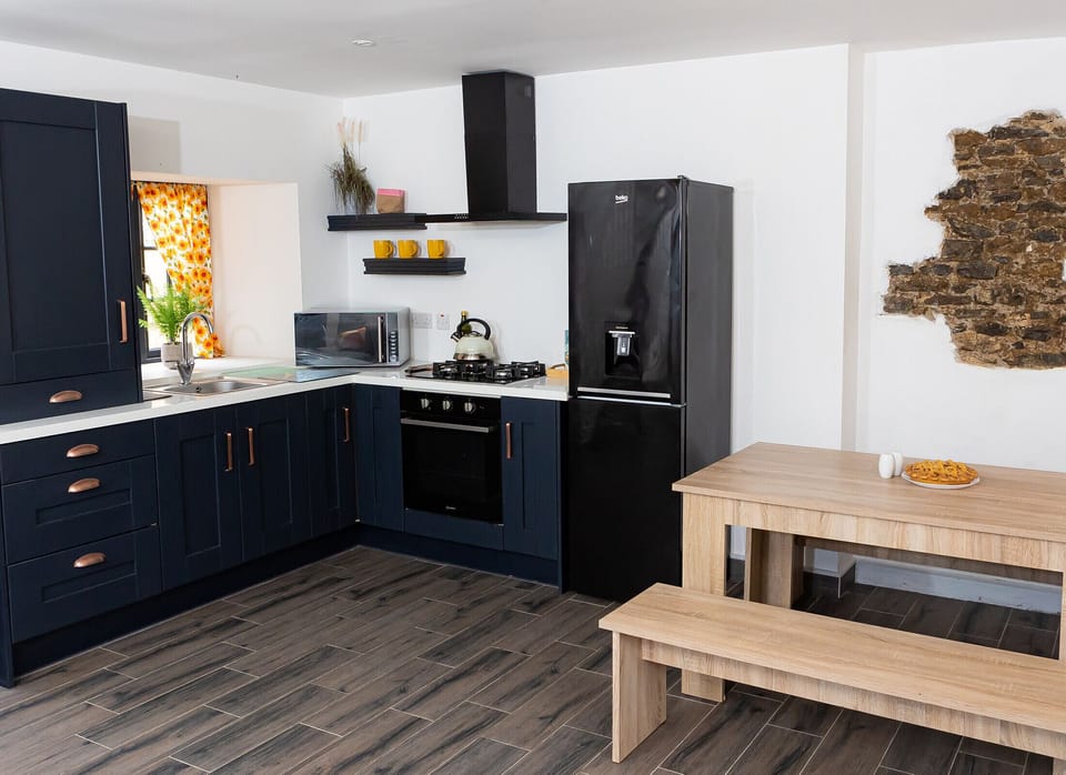 Shannon Castle Holiday Cottages Type C , Riverside Holiday Accommodation Available in Ballysteem, County Limerick