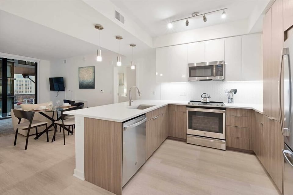 Noma Washington 2 Bedroom Kitchen