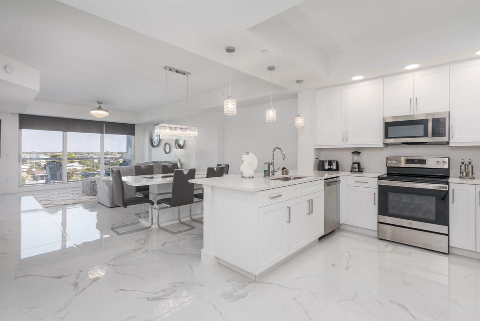 3/2 Waterview! BRAND NEW!