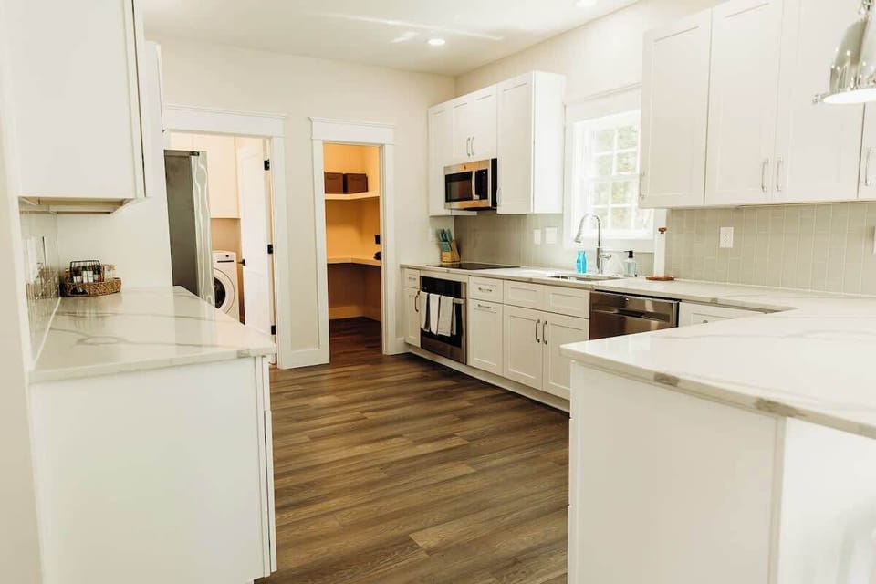 Fully functioning kitchen