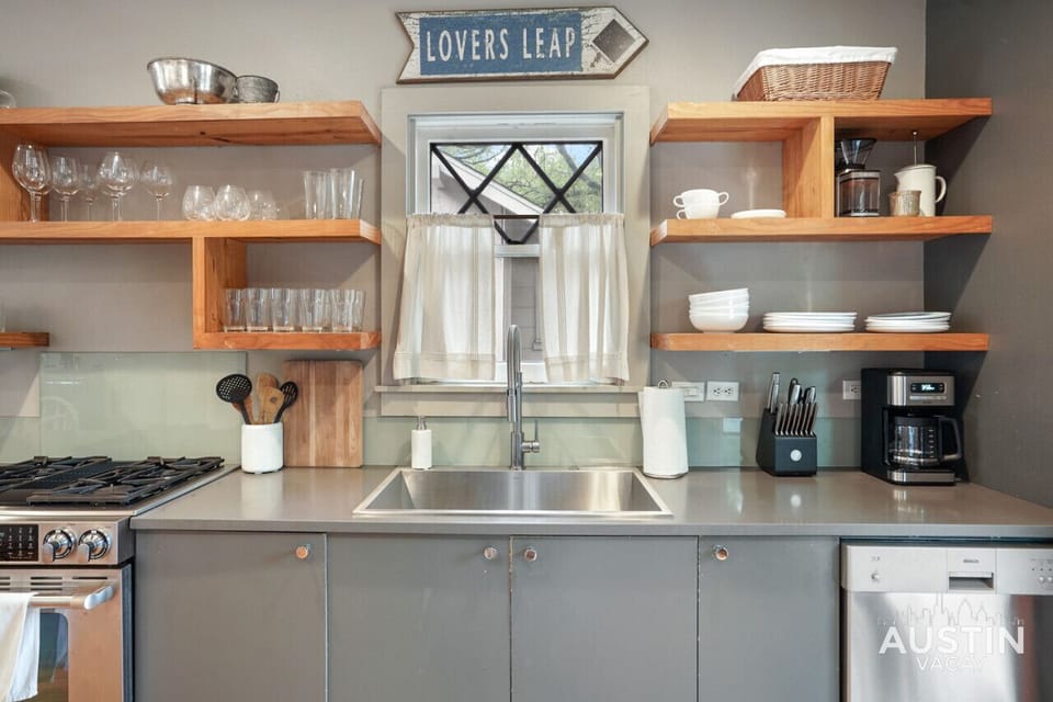 Fully equipped kitchen with all the essentials