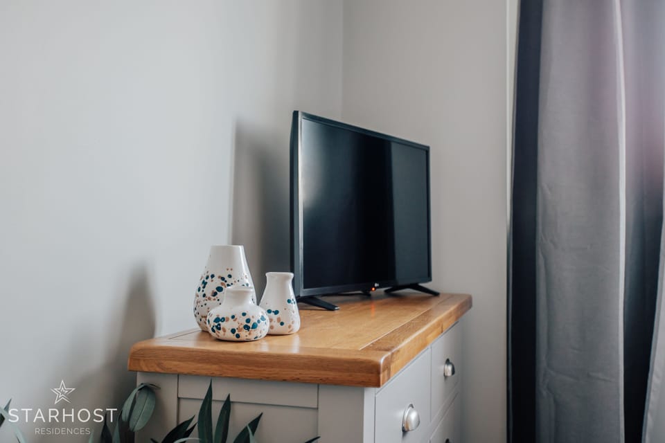 The master bedroom has a smart TV with range of digital channels