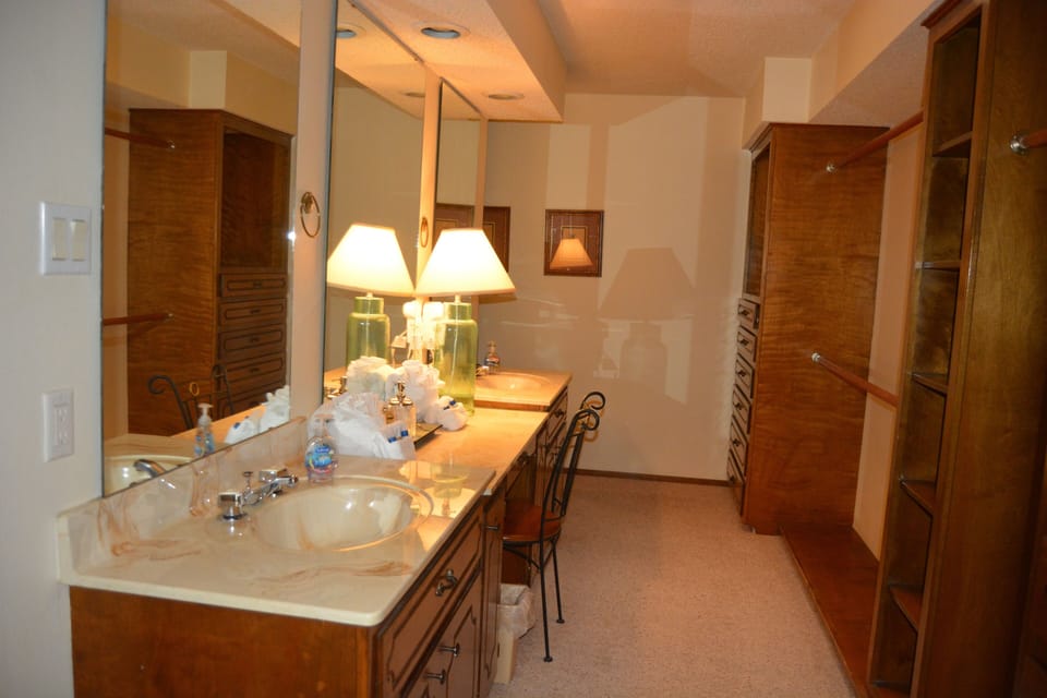 Indoors, Floor, Flooring, Sink, Lamp