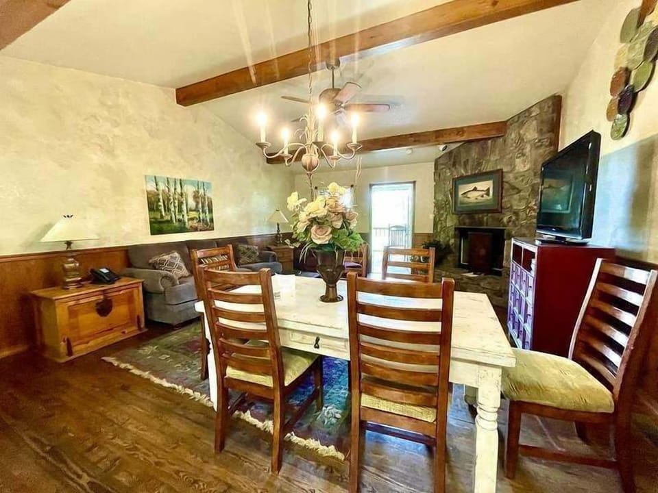 Dining Room, Dining Table, Furniture, Indoors, Table