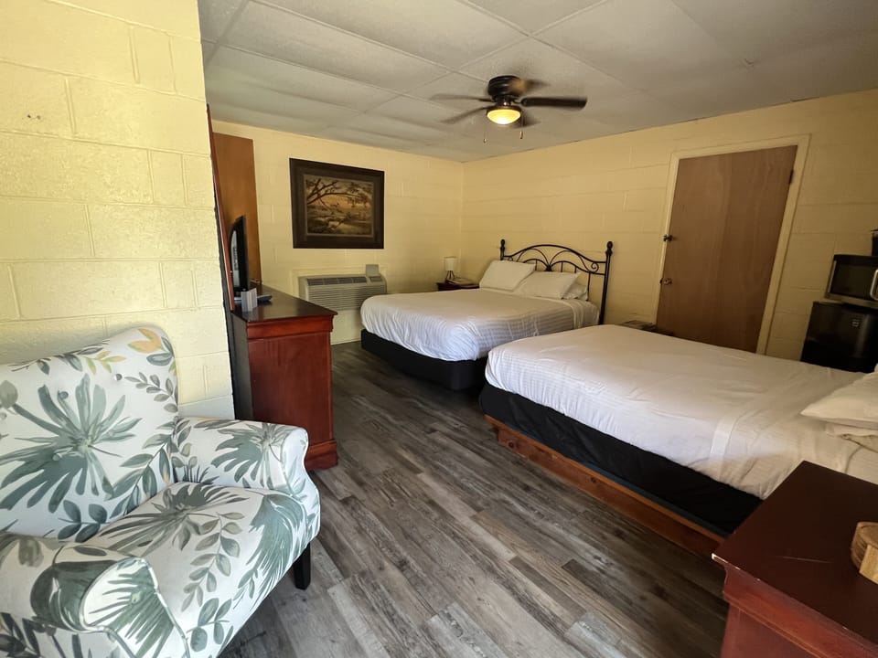 Bed, Bedroom, Furniture, Indoors, Floor