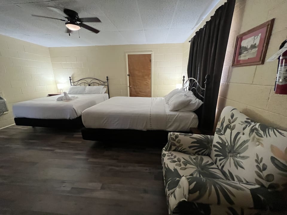 Bed, Bedroom, Furniture, Indoors, Floor