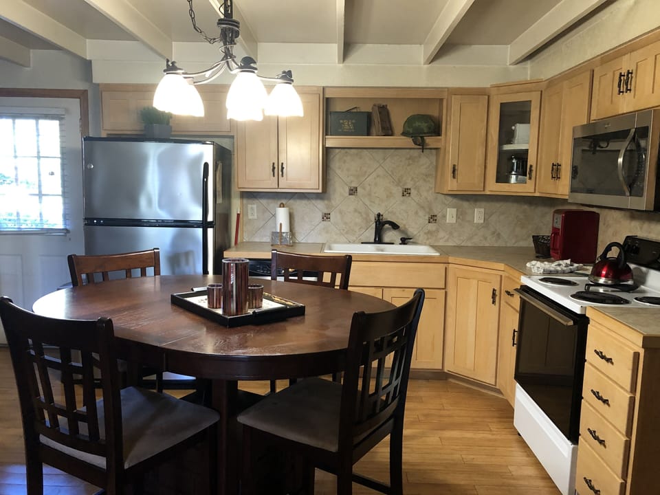 Indoors, Dining Room, Dining Table, Furniture, Table