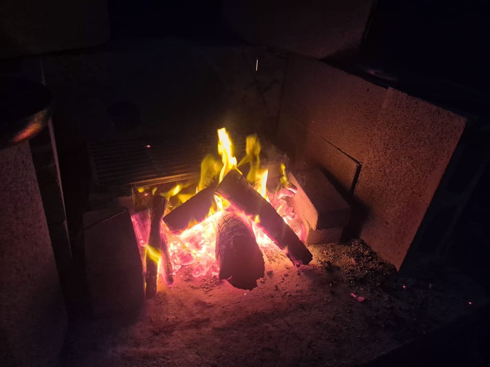 fire pit/ grill