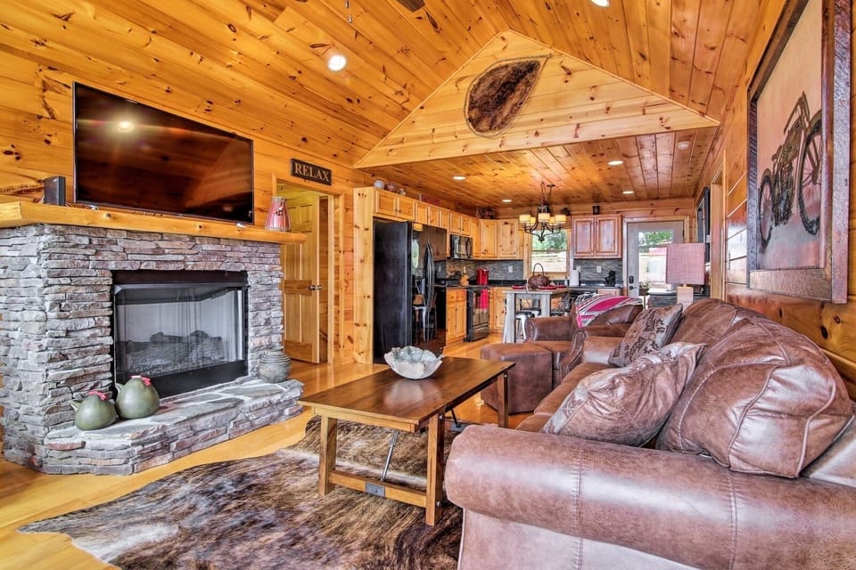 Altitude Adjustment - Living Area W Smart TV 2