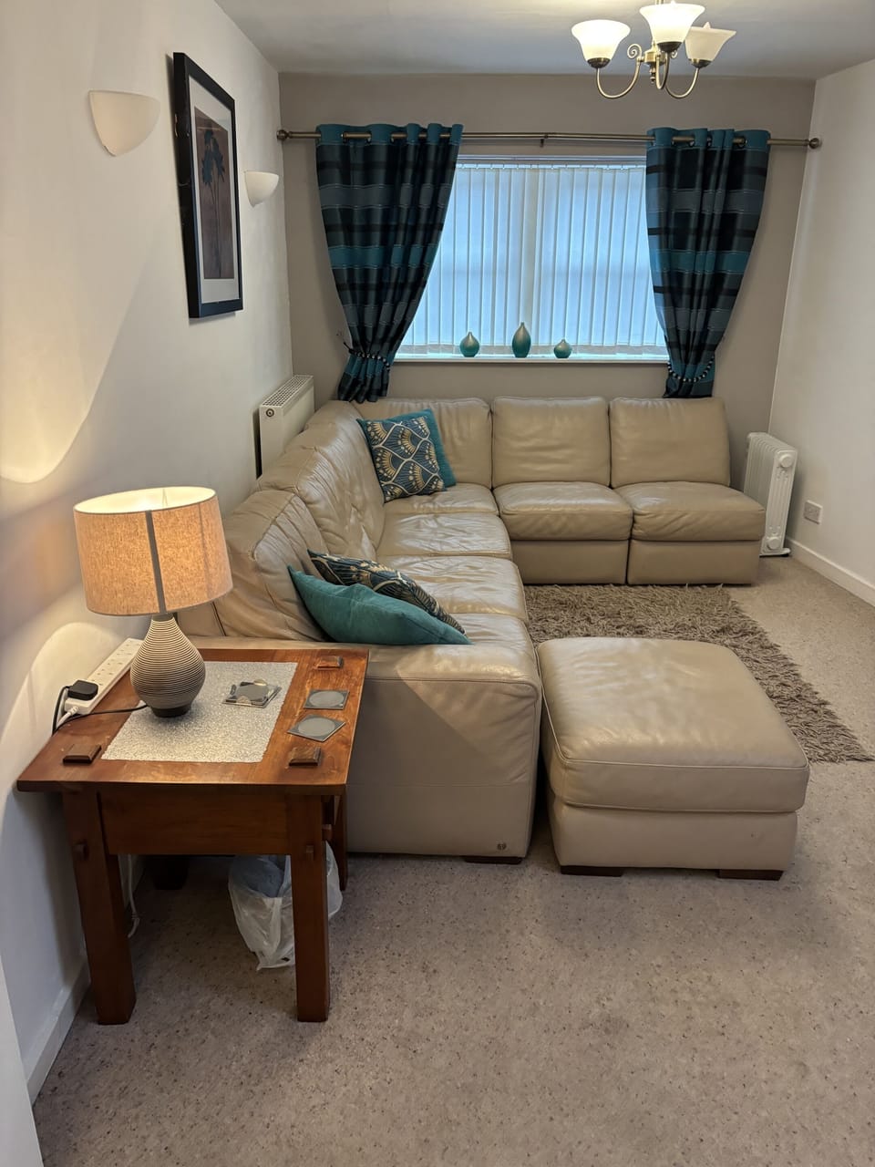 THE APARTMENT ONLY LOUNGE