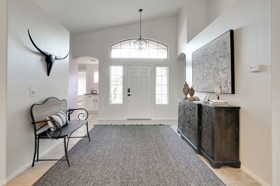 Entryway | Main Level