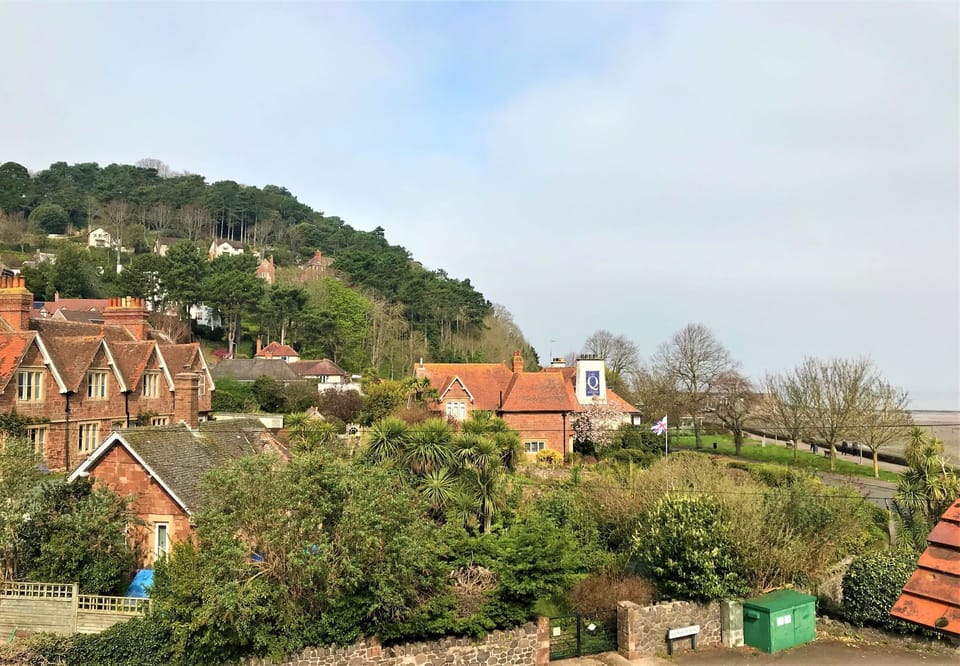 Penthouse Apartment view from roof terrace_north hill