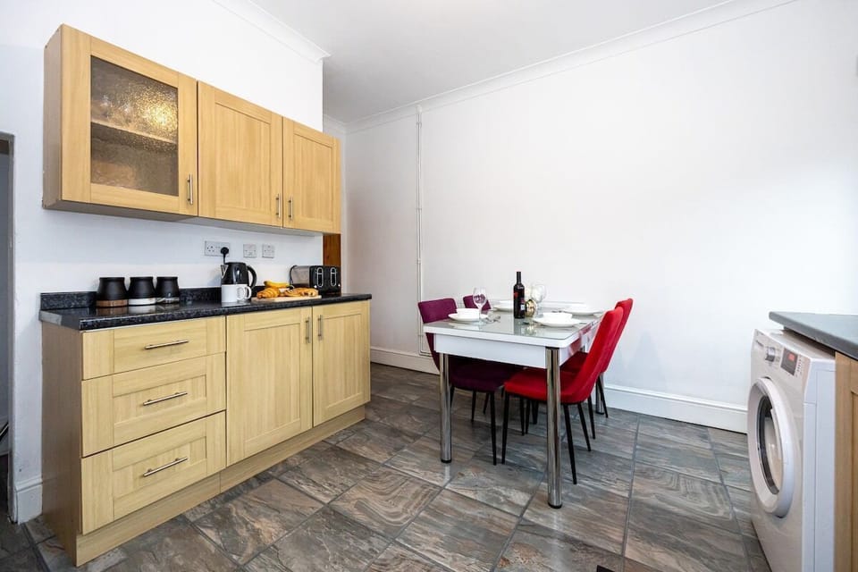 Kitchen and dining area