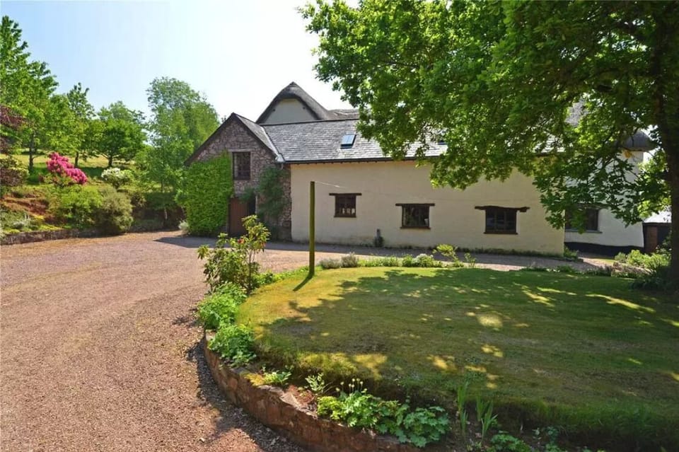The Cider Barn
