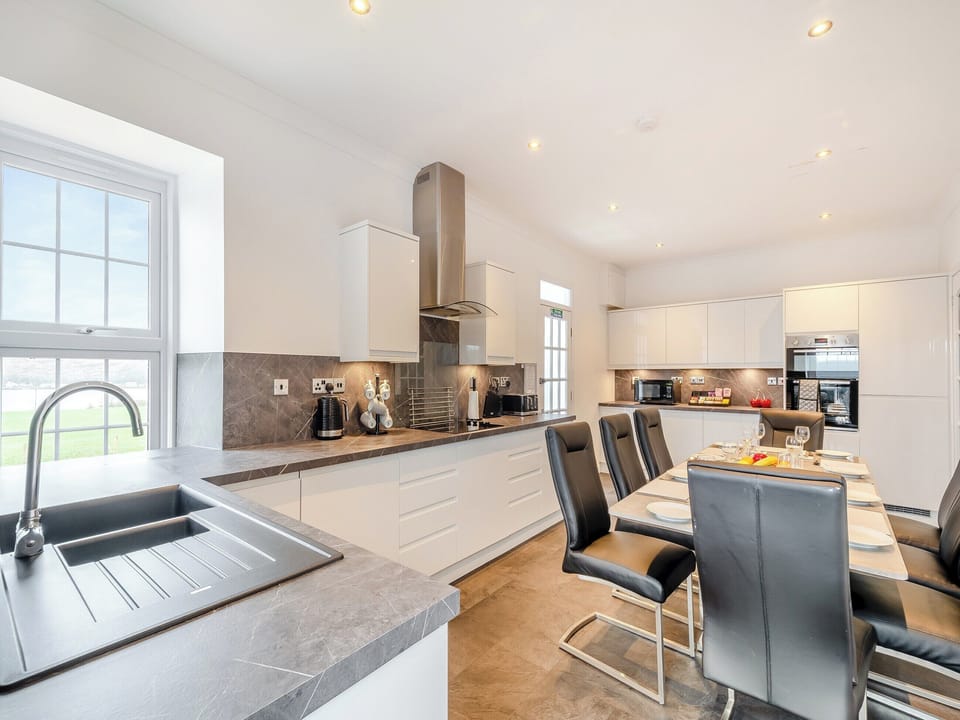 Kitchen/diner | Kerrytonlia Cottage, Kingarth