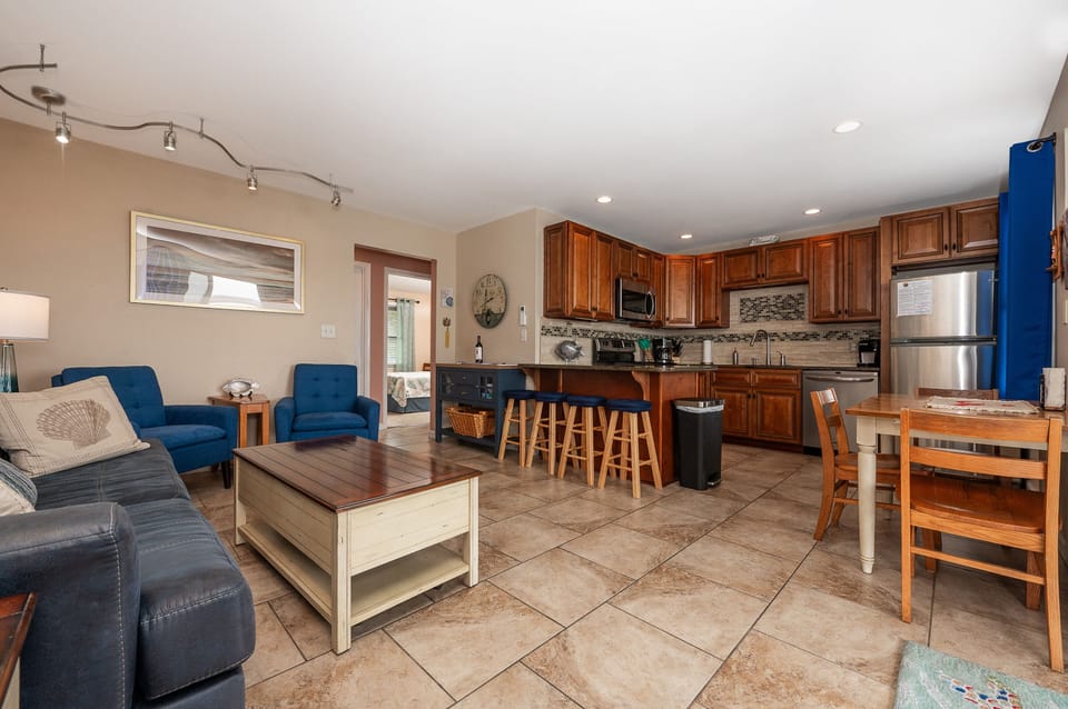 Living Area / Kitchen