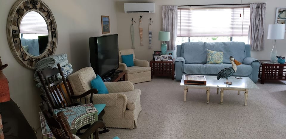 Family Room 1